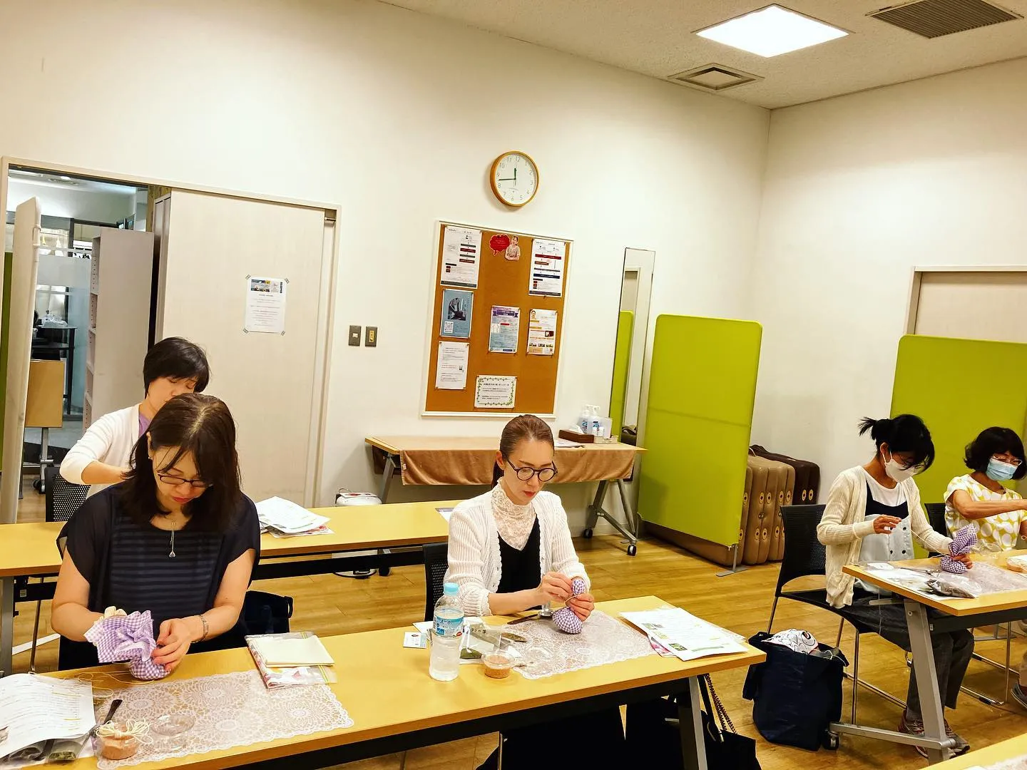 母校のJEAで1DAYアロマクラフト教室